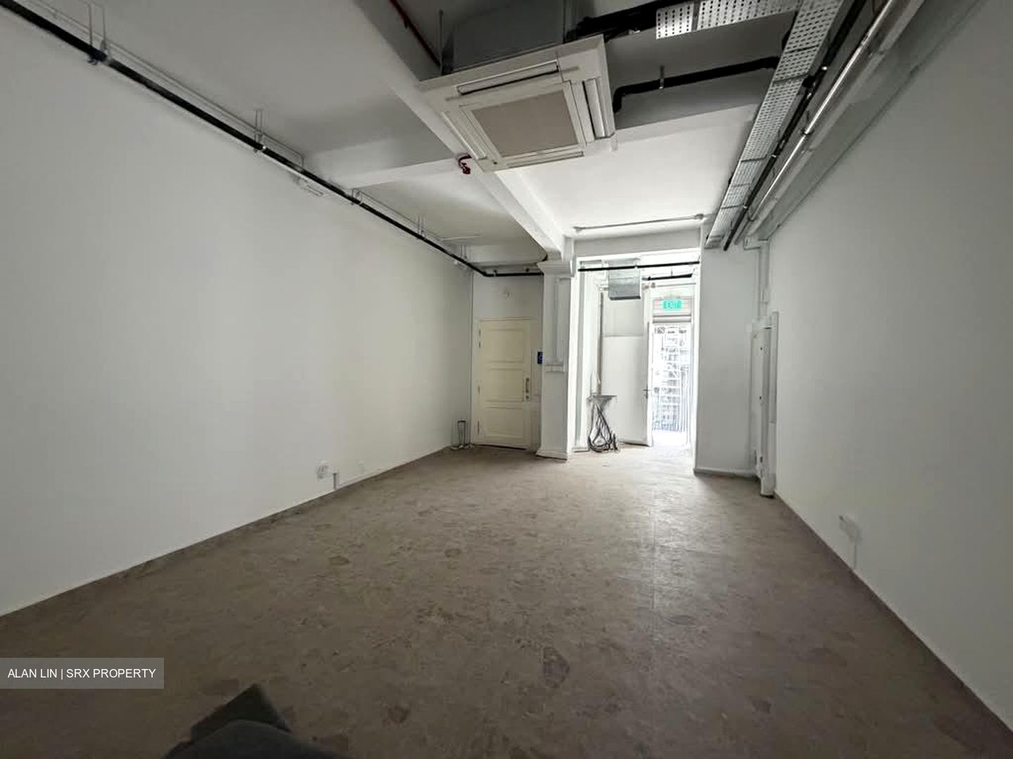 Desker Road Conservation Area (D8), Retail #595632601